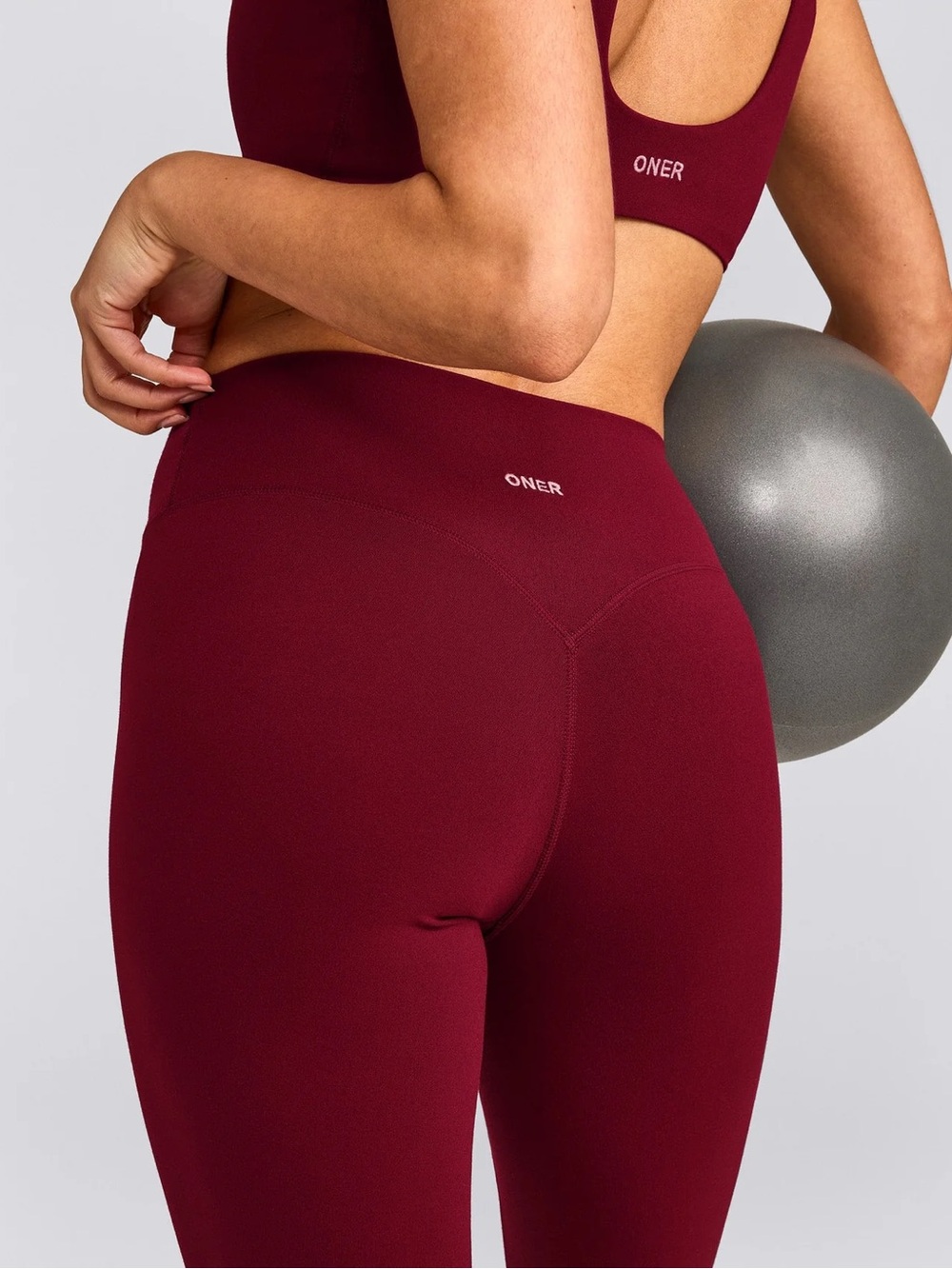 SOFTMOTION HIGH WAISTED LEGGINGS WITH GRAY LOGO size Small